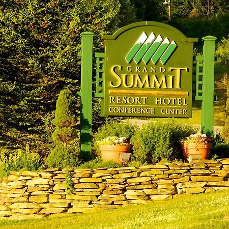 Grand Summit Hotel West Dover Buitenkant foto